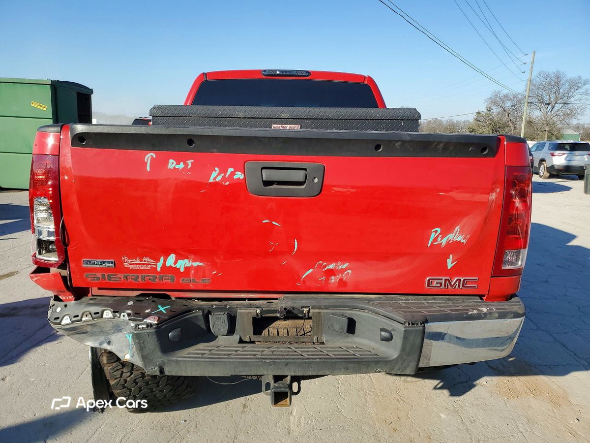 GMC Sierra 2011