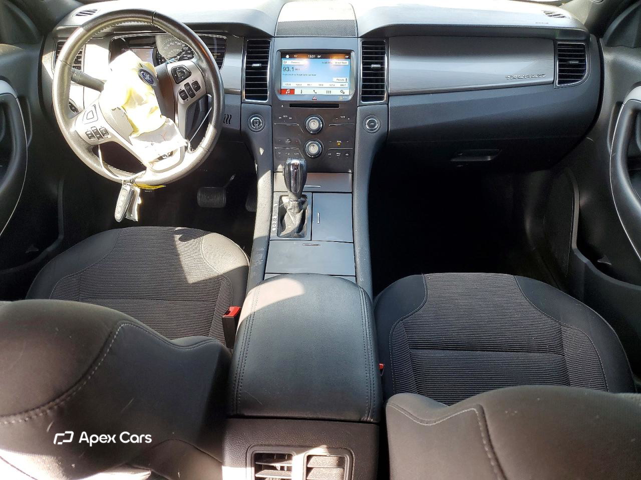 Ford Taurus 2016