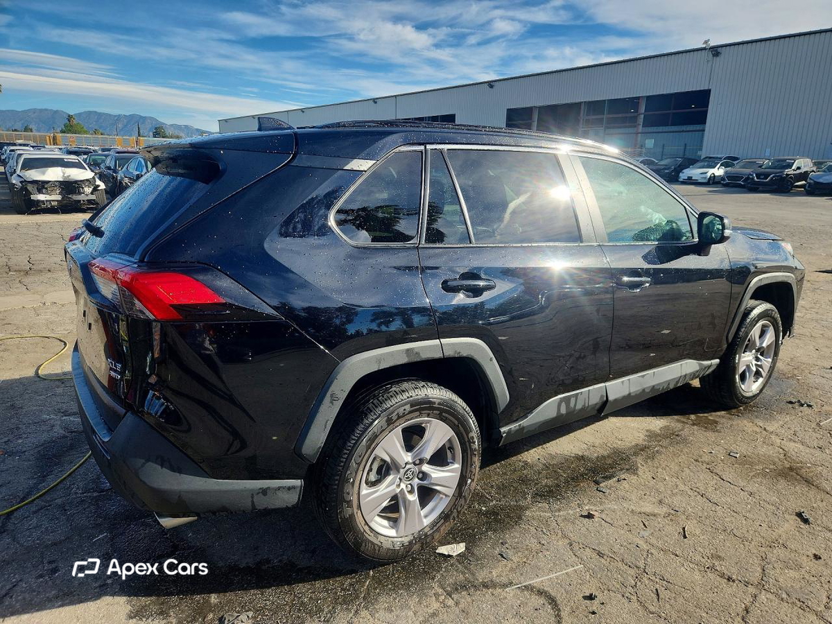 Toyota RAV 4 2025
