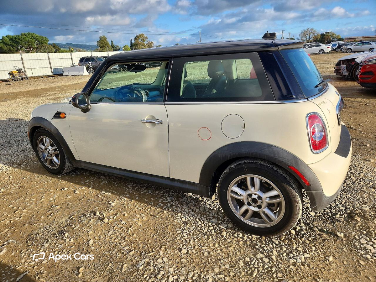 MINI Cooper 2013