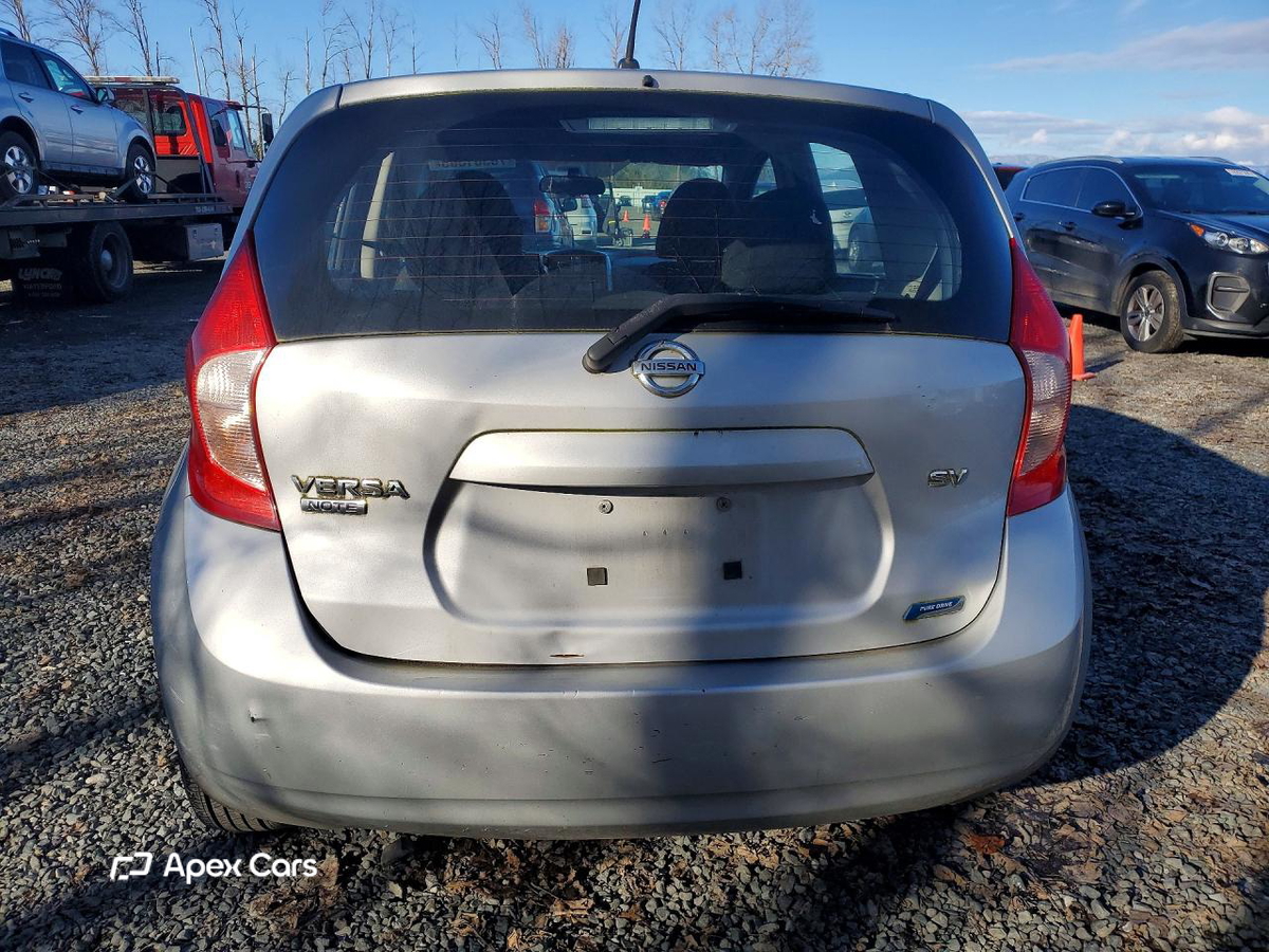 Versa 2015