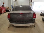 Chrysler 300 2021