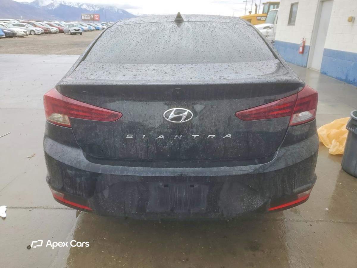 Hyundai Elantra 2020