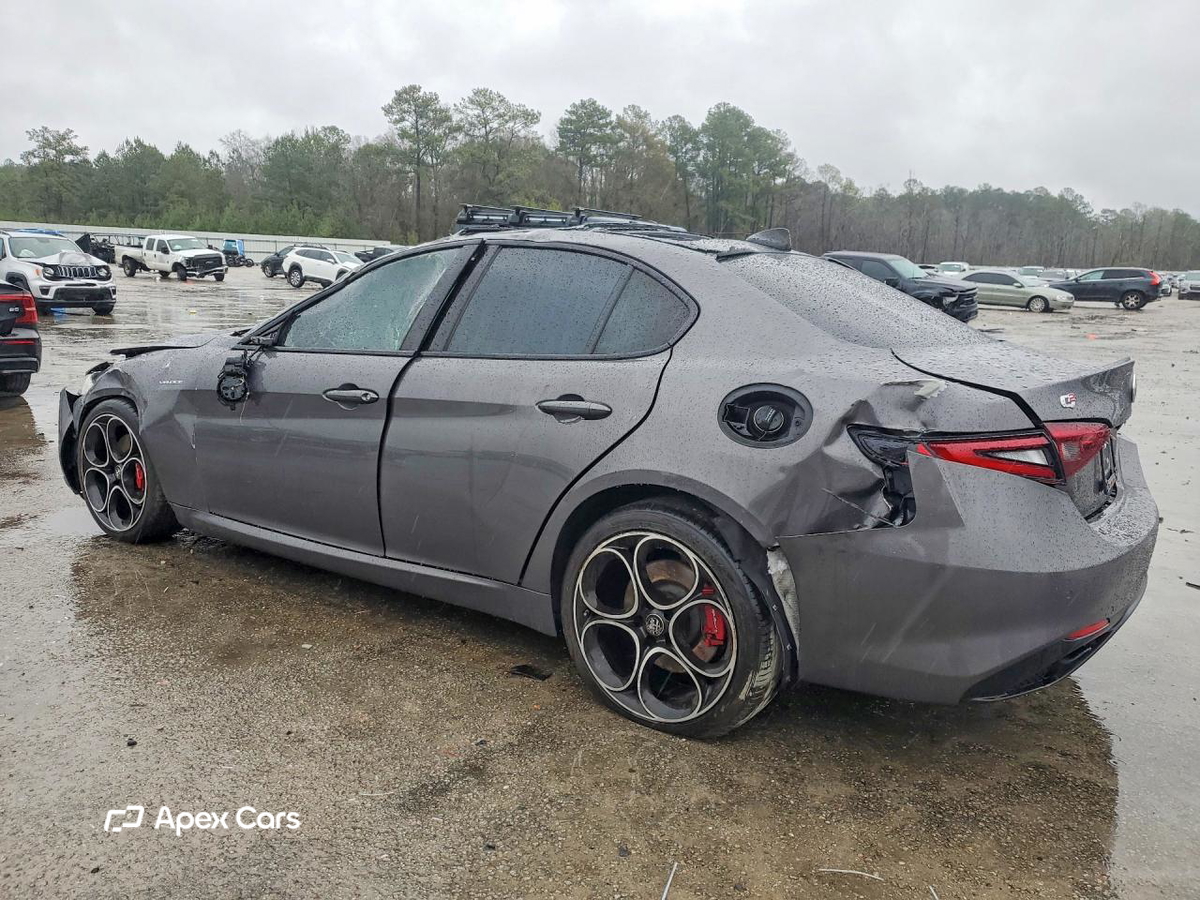 Alfa Romeo Giulia 2022