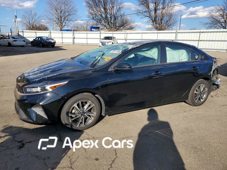 Kia Forte 2023 - Image 1 of 13