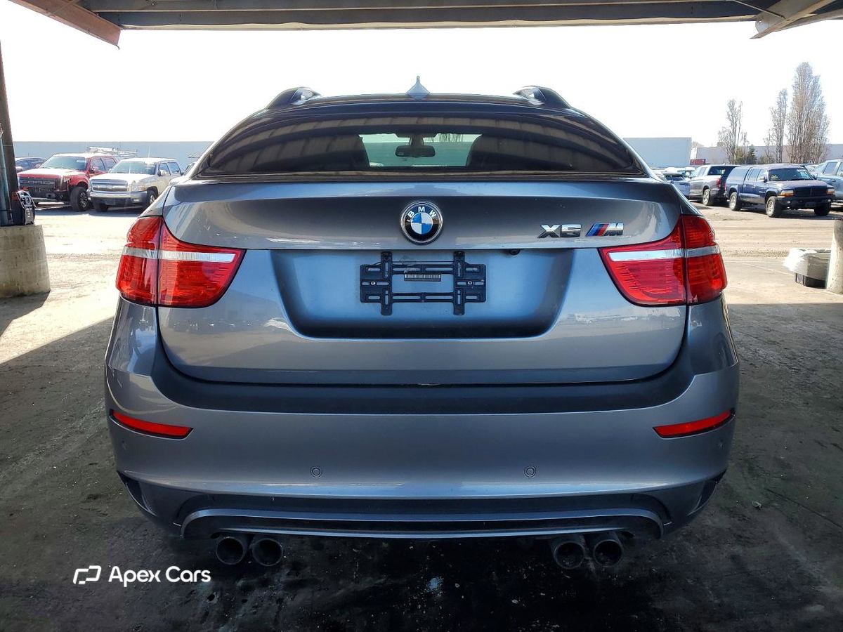 BMW X6 2011