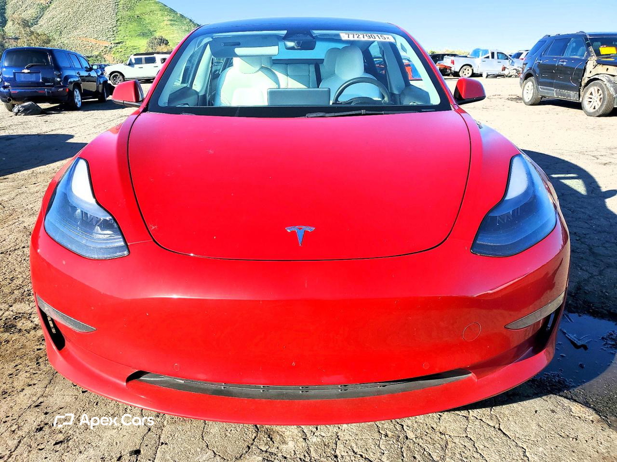 Tesla Model 3 2022