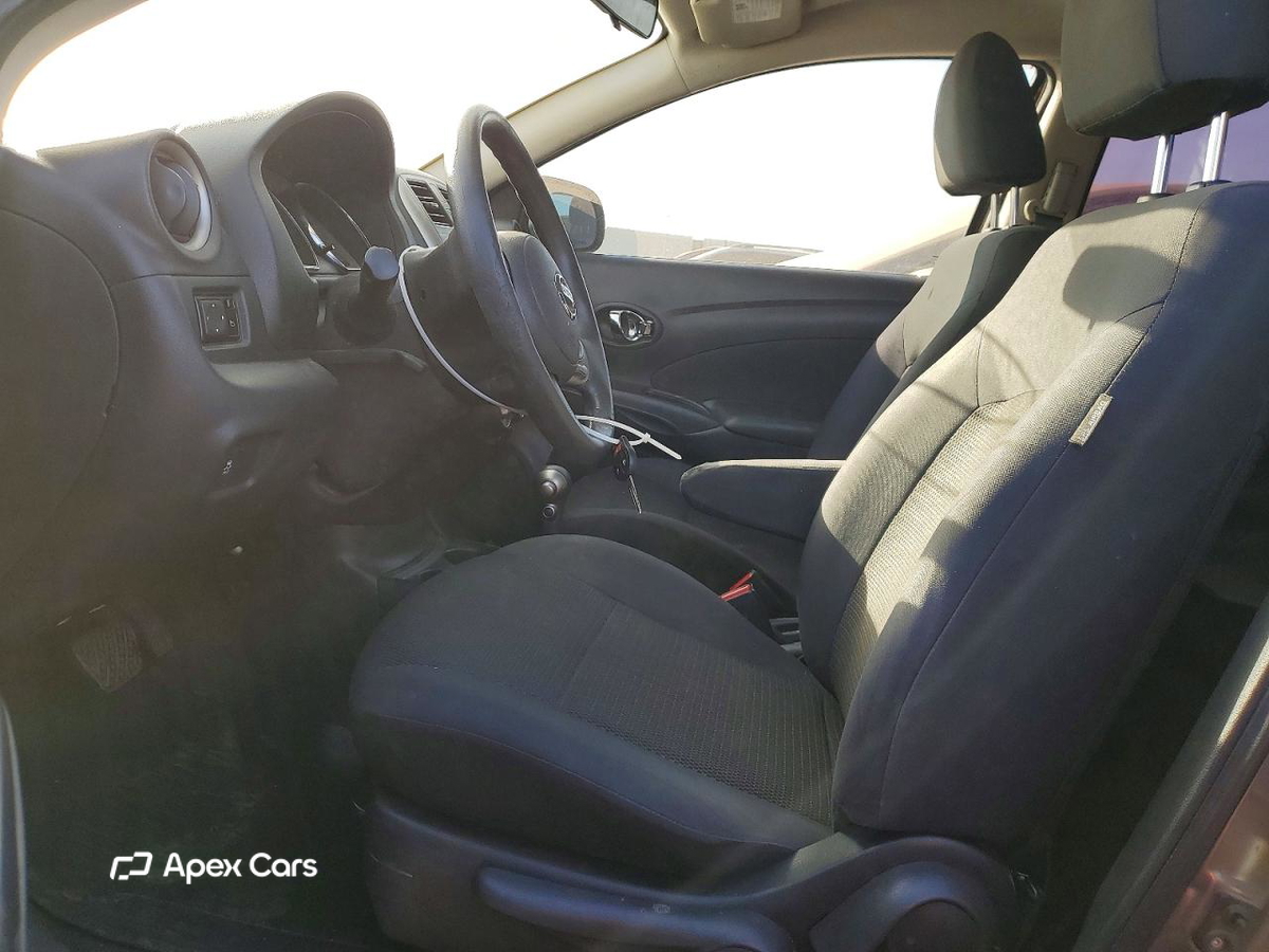 Nissan Versa 2013