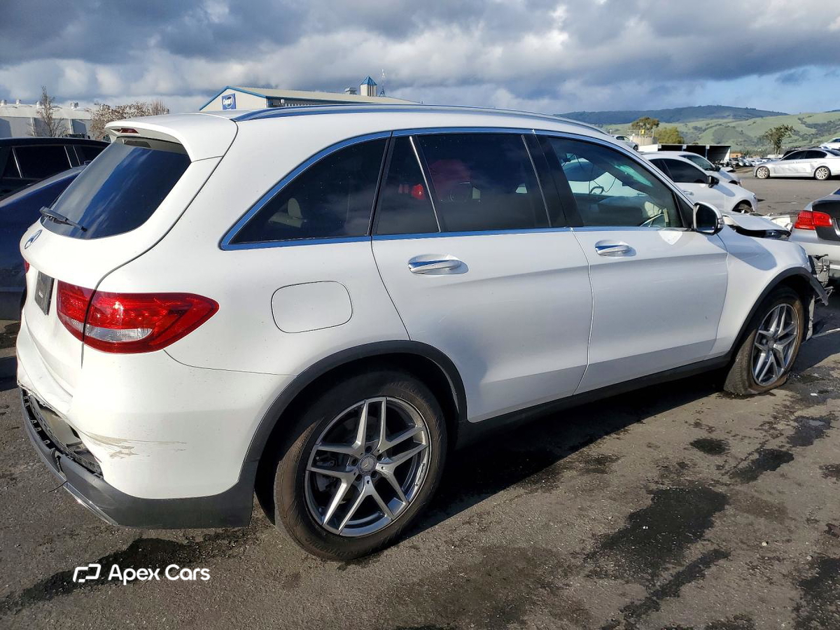 Mercedes-Benz GLC 2016