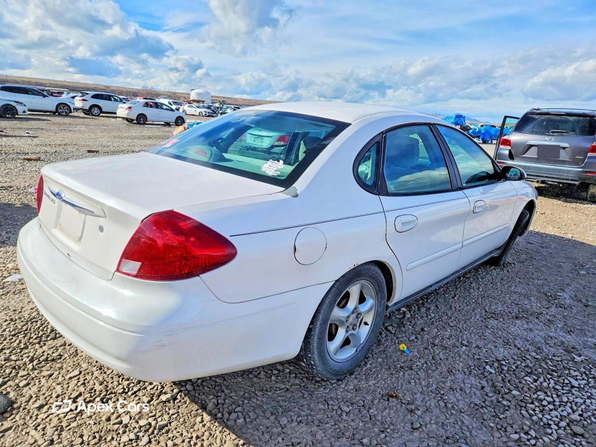 Ford Taurus 2000