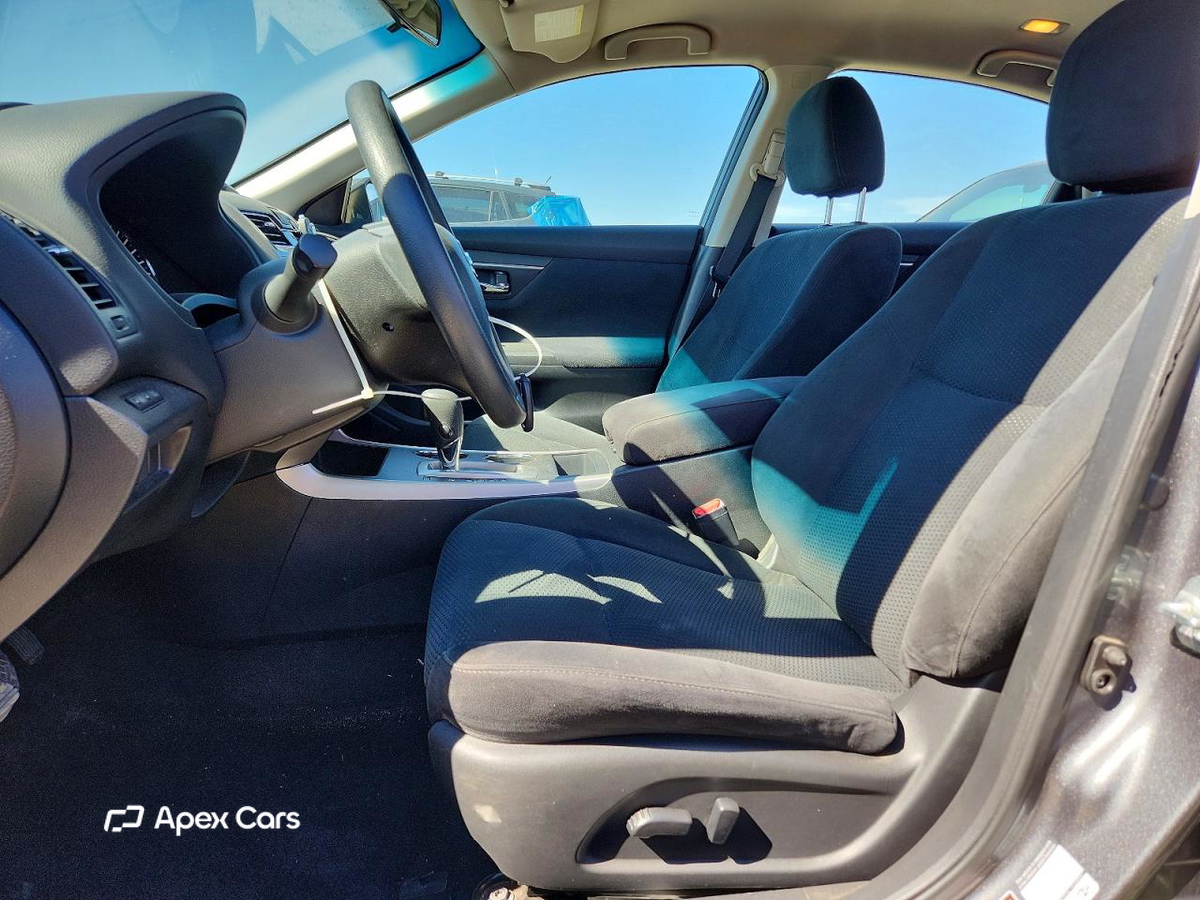 Nissan Altima 2015