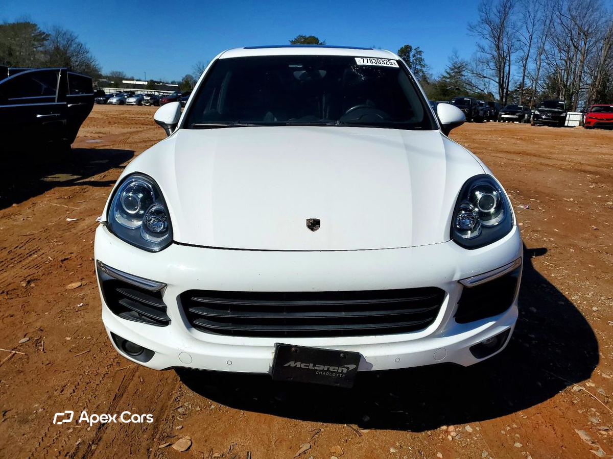 Porsche Cayenne 2016