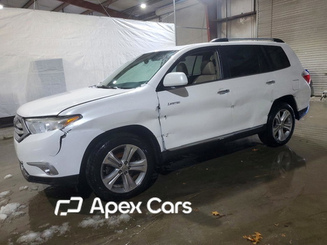 Toyota Highlander 2013 - Image 1 of 14