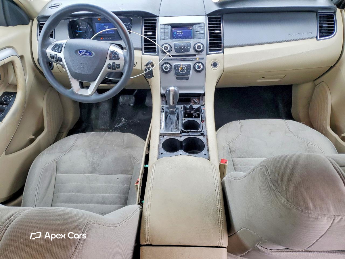 Ford Taurus 2015