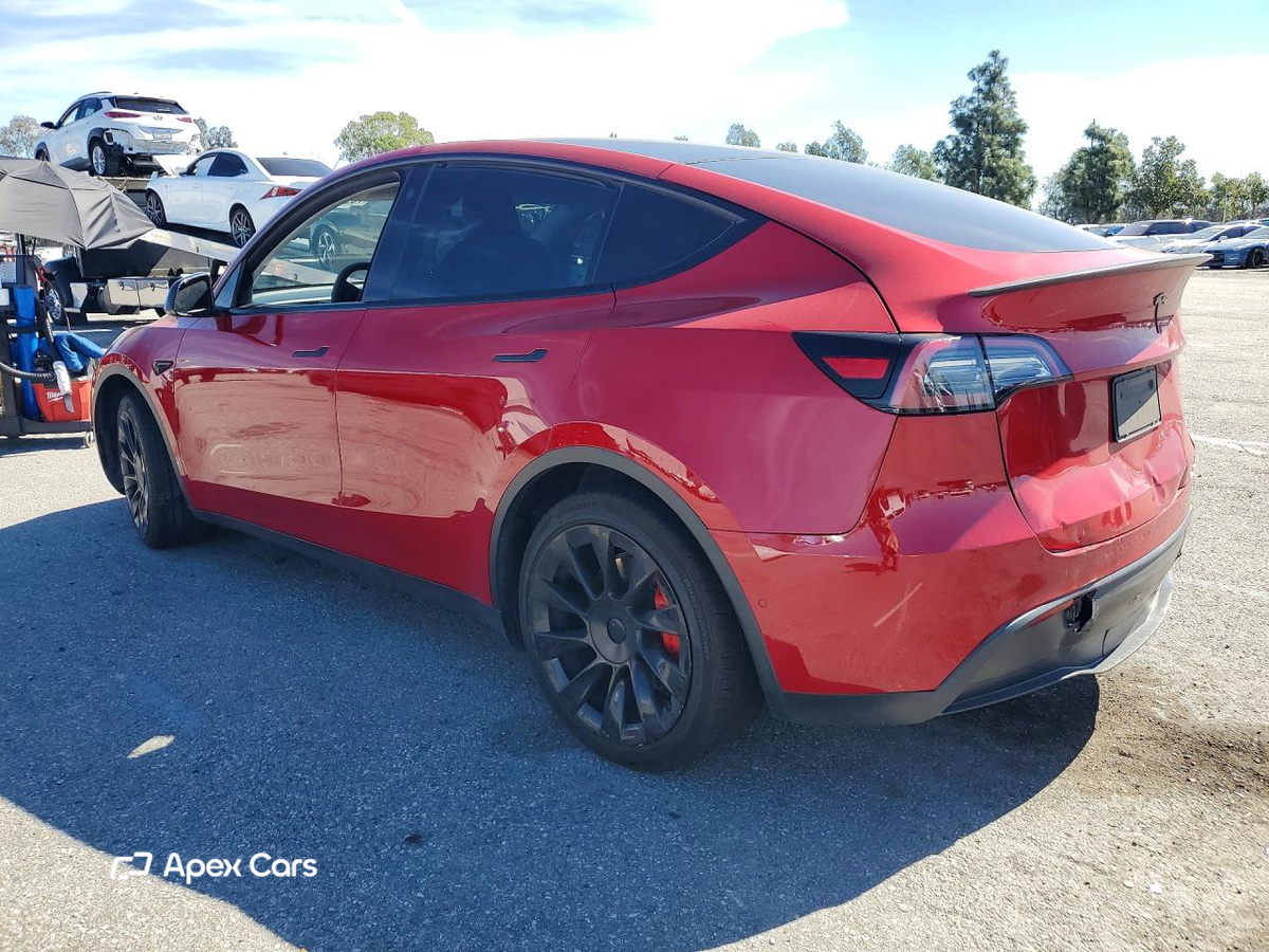 Tesla Model Y 2021