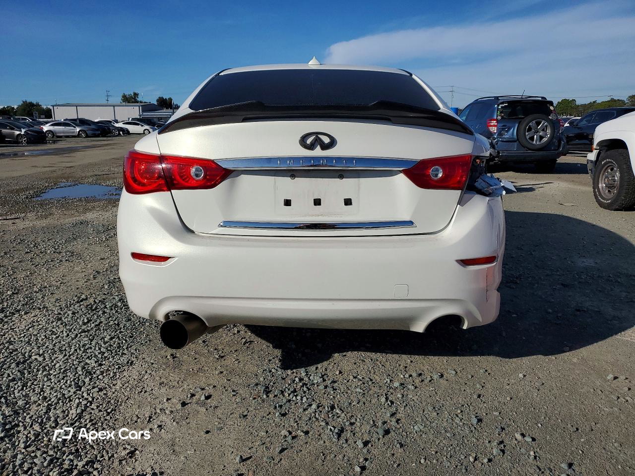 Infiniti Q50 2015