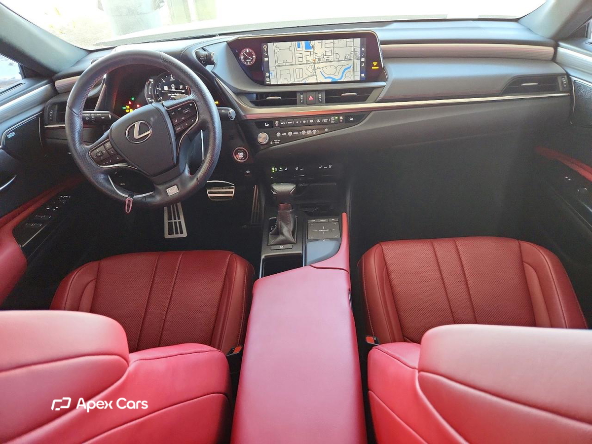 Lexus ES 2021