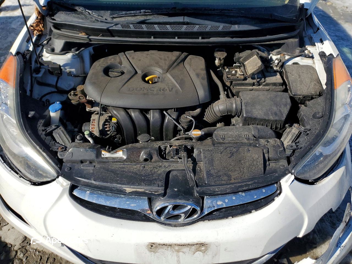 Hyundai Elantra 2013