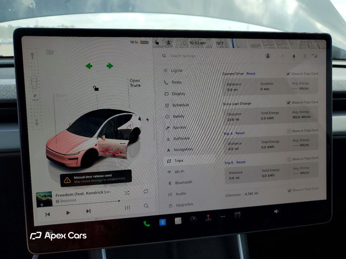 Tesla Model Y 2026