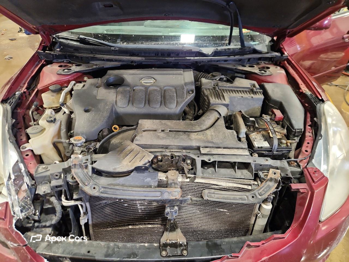 Nissan Altima 2010