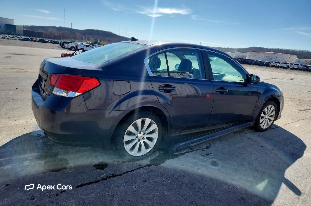 Subaru Legacy 2011