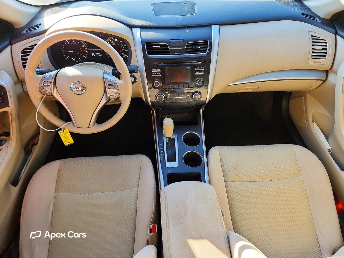 Nissan Altima 2015