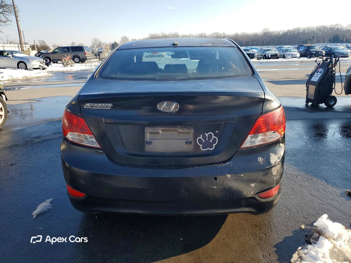 Hyundai Accent 2013