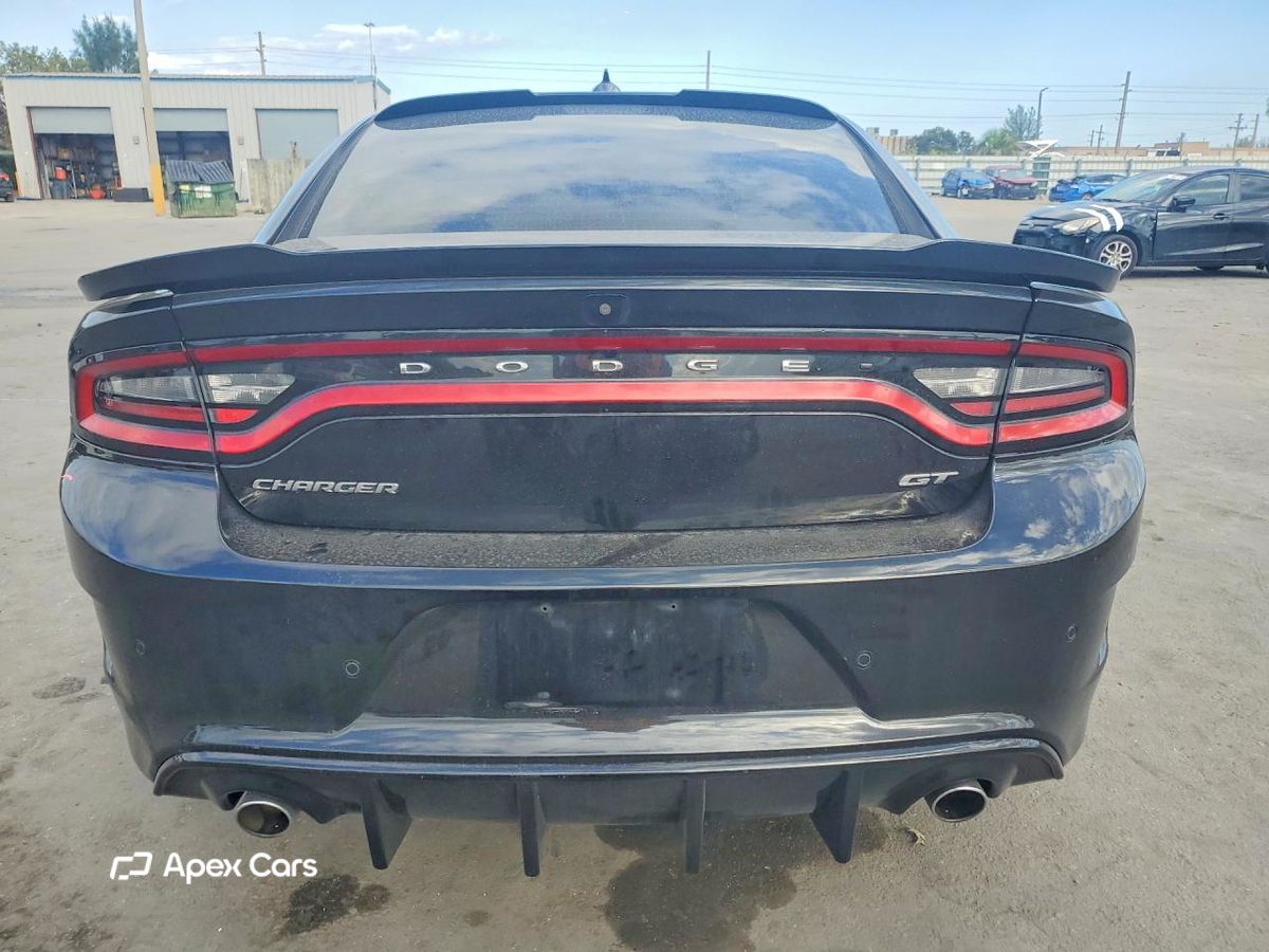 Dodge Charger 2021