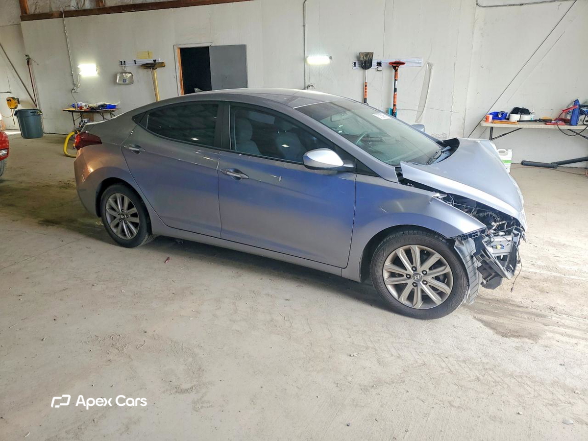 Hyundai Elantra 2015