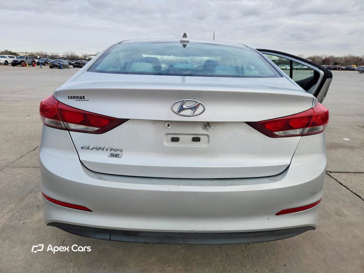 Hyundai Elantra 2017