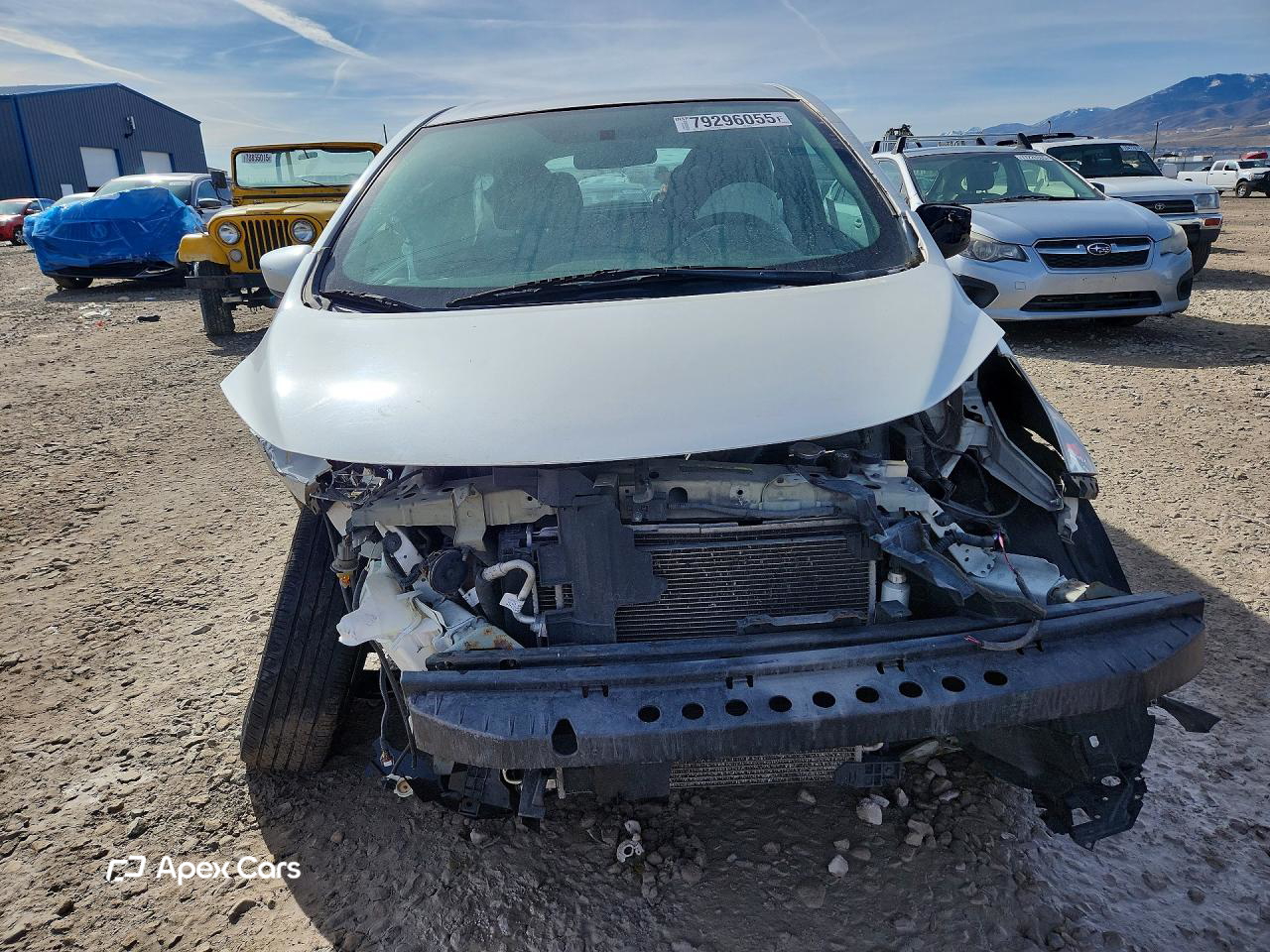 Nissan Versa 2015