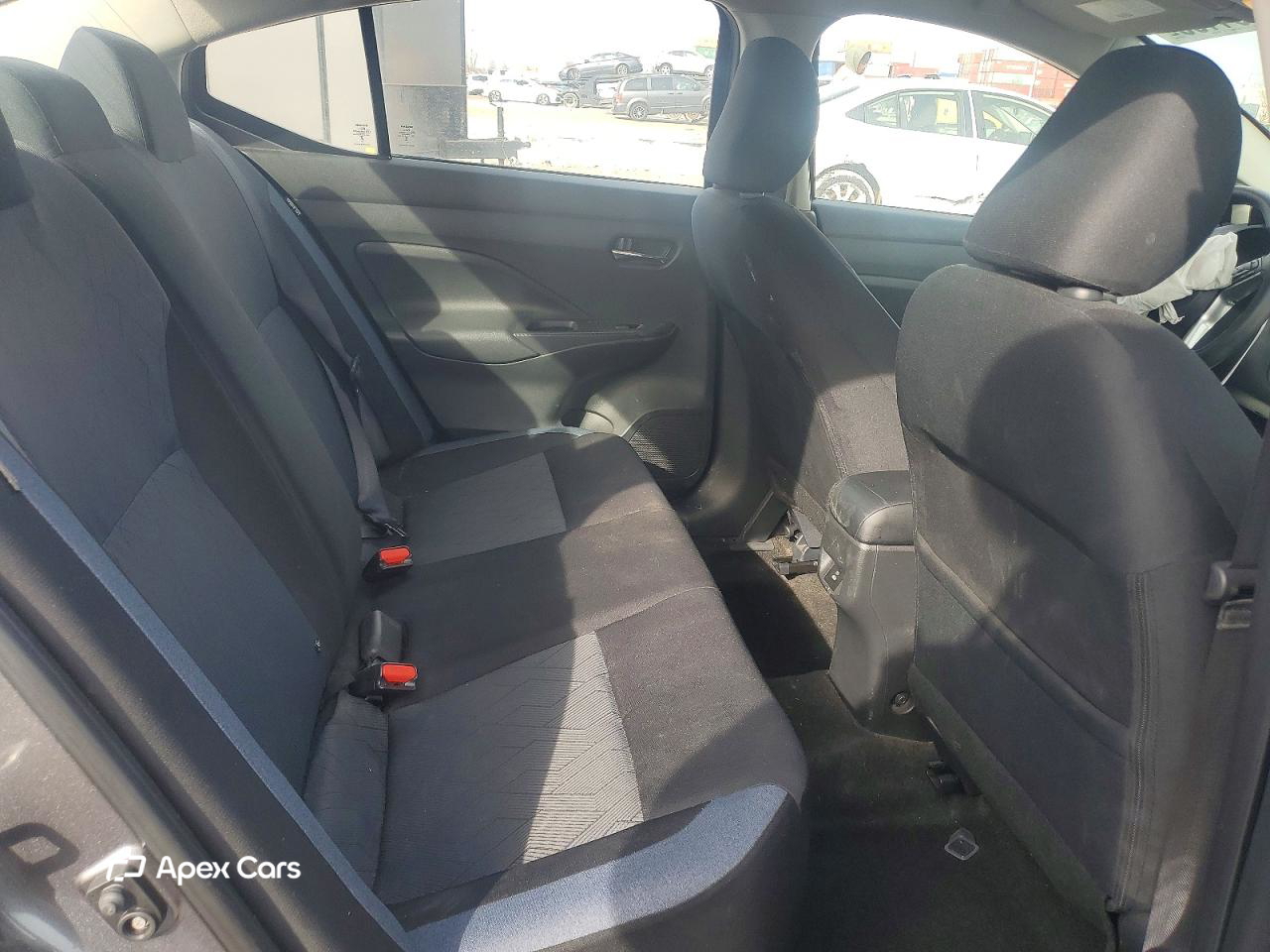 Nissan Versa 2023