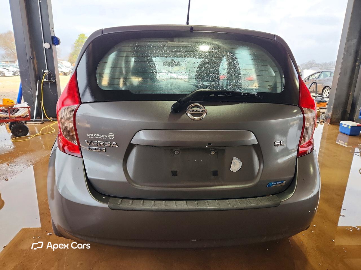 Nissan Versa 2016