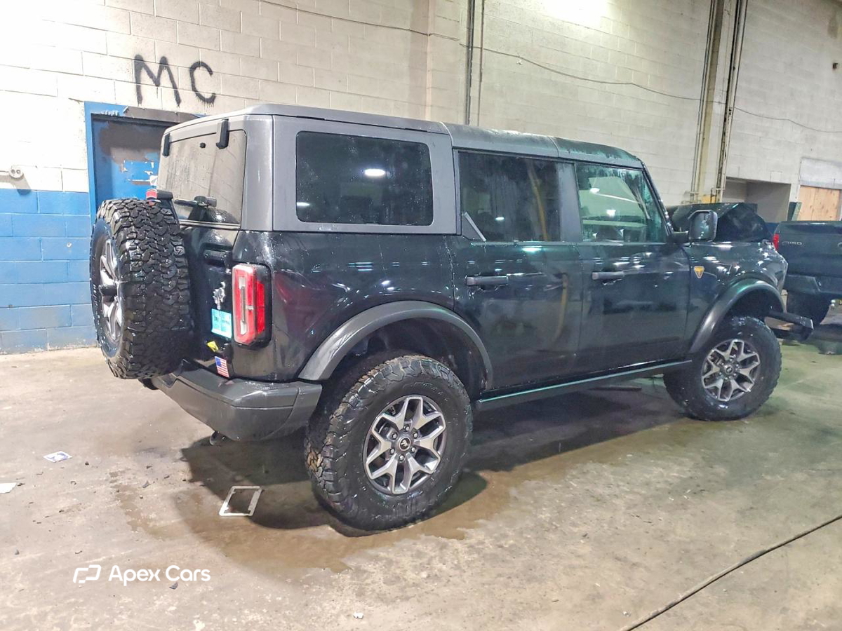 Ford Bronco 2024
