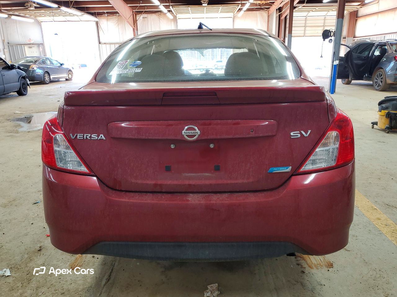 Versa 2016