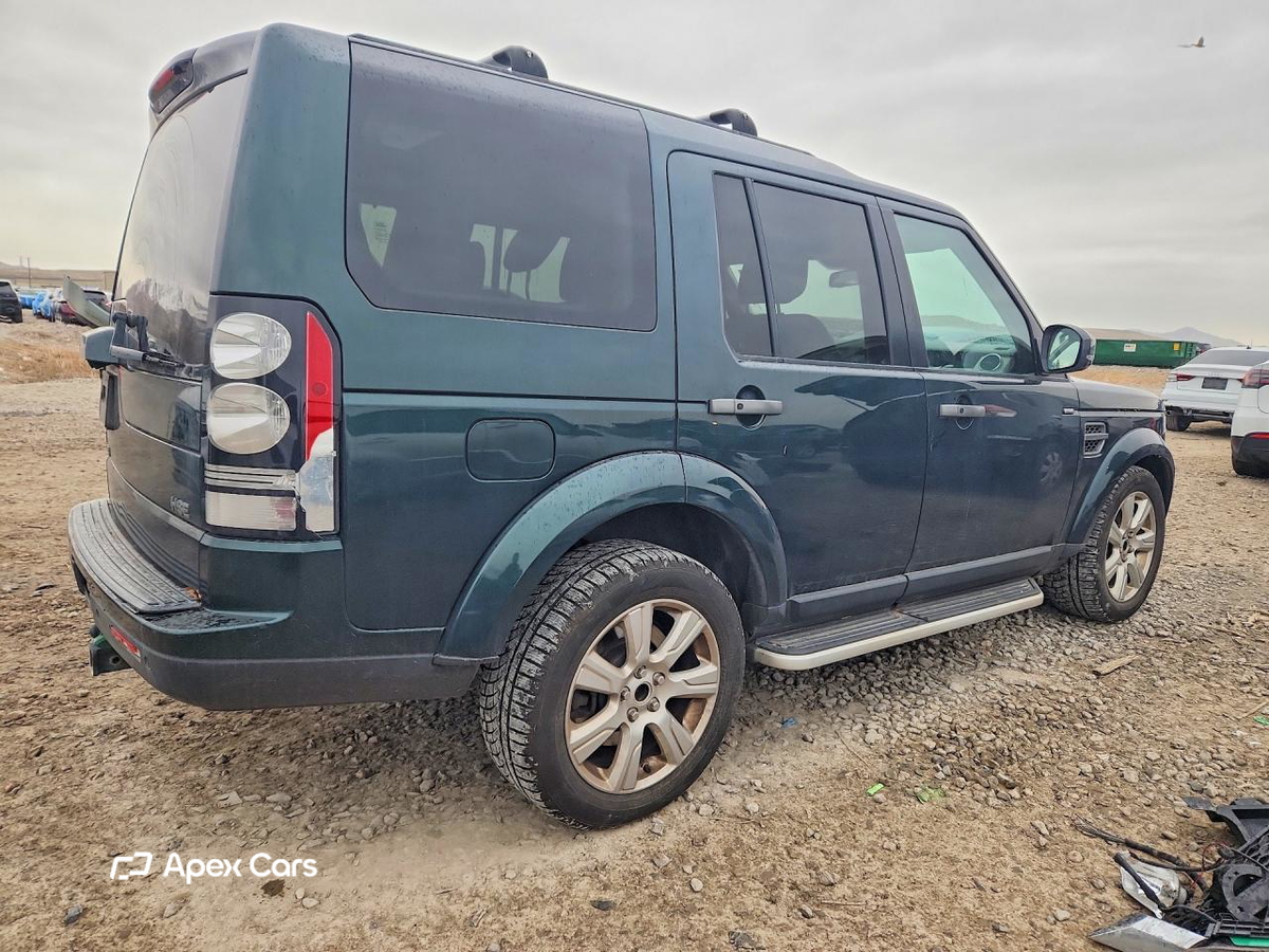 Land Rover LR4 2015