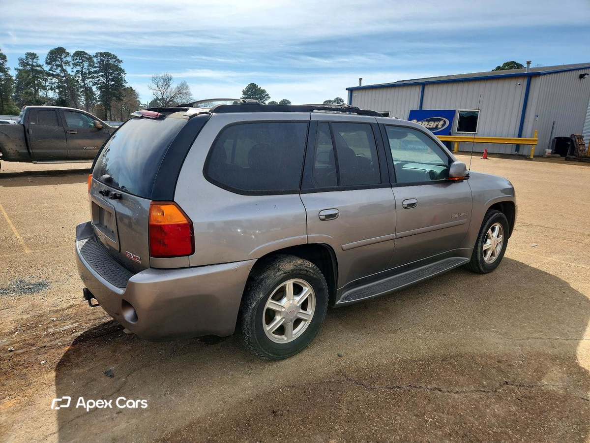 GMC Envoy 2005