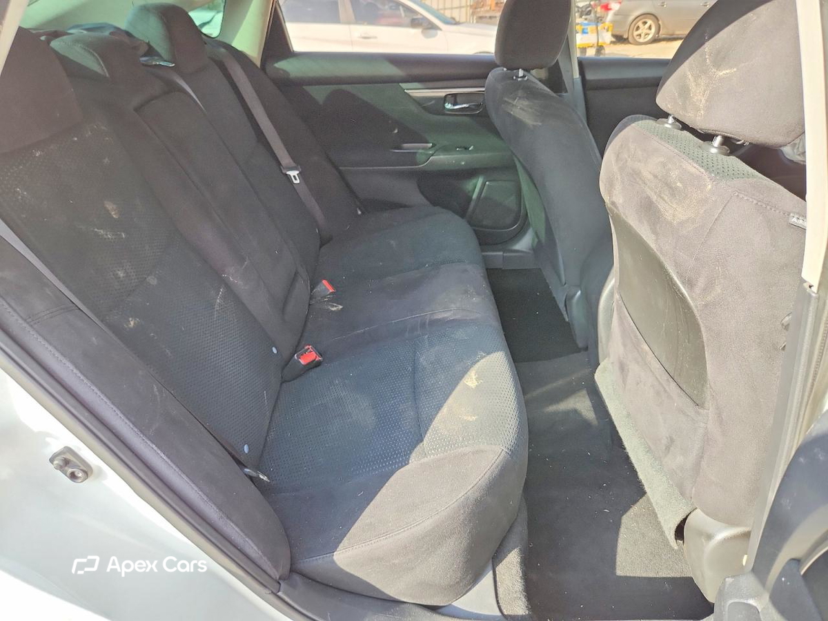 Nissan Altima 2015