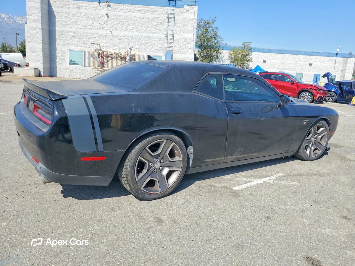 Dodge Challenger 2015