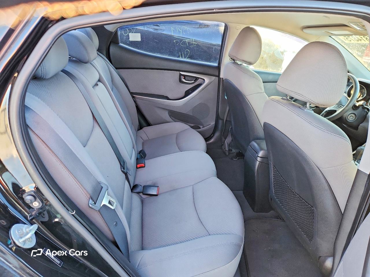 Hyundai Elantra 2011
