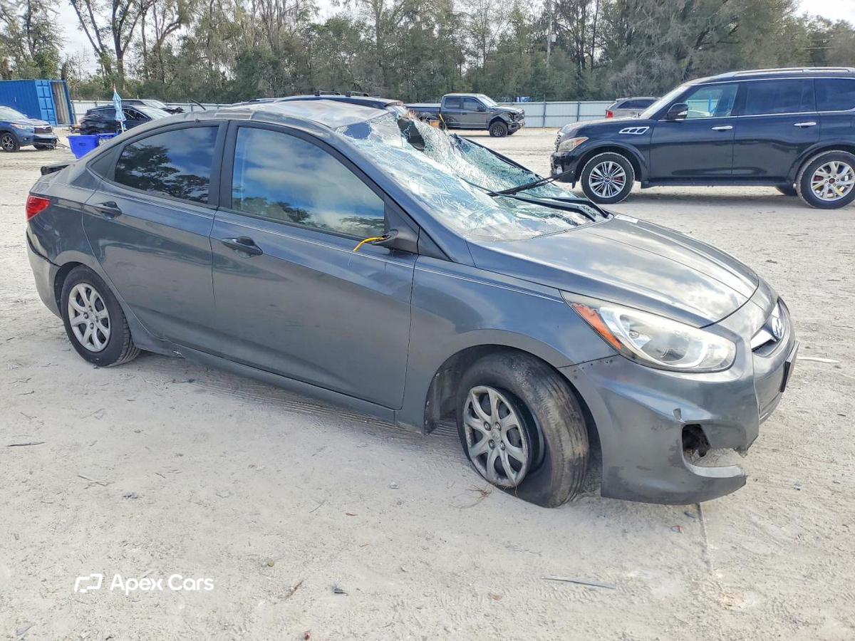 Hyundai Accent 2012