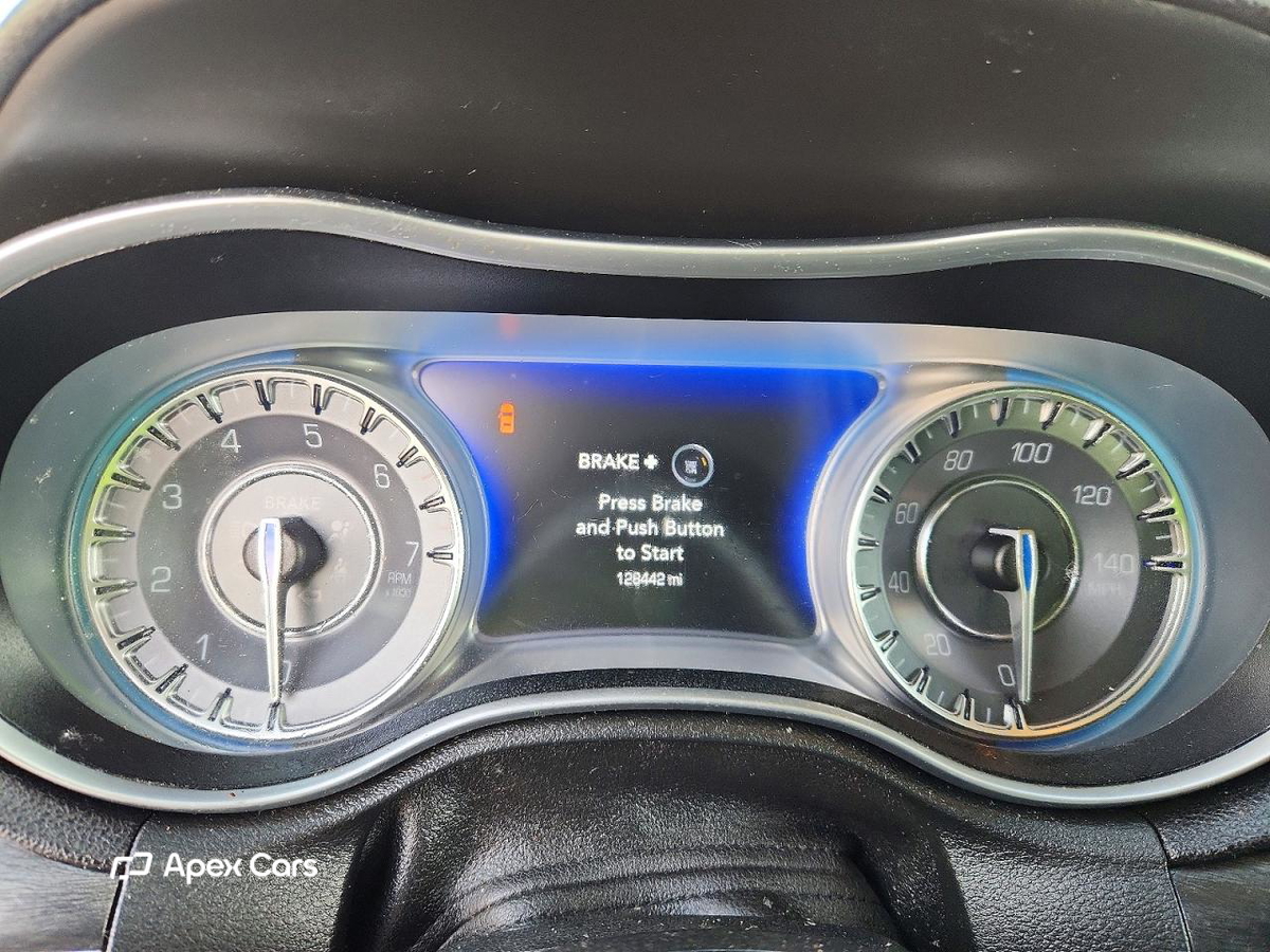 Chrysler 300 2021