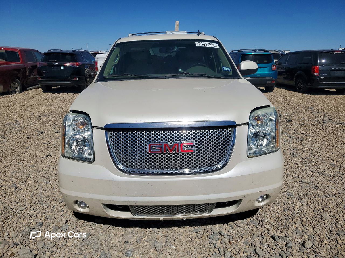 GMC Yukon 2013