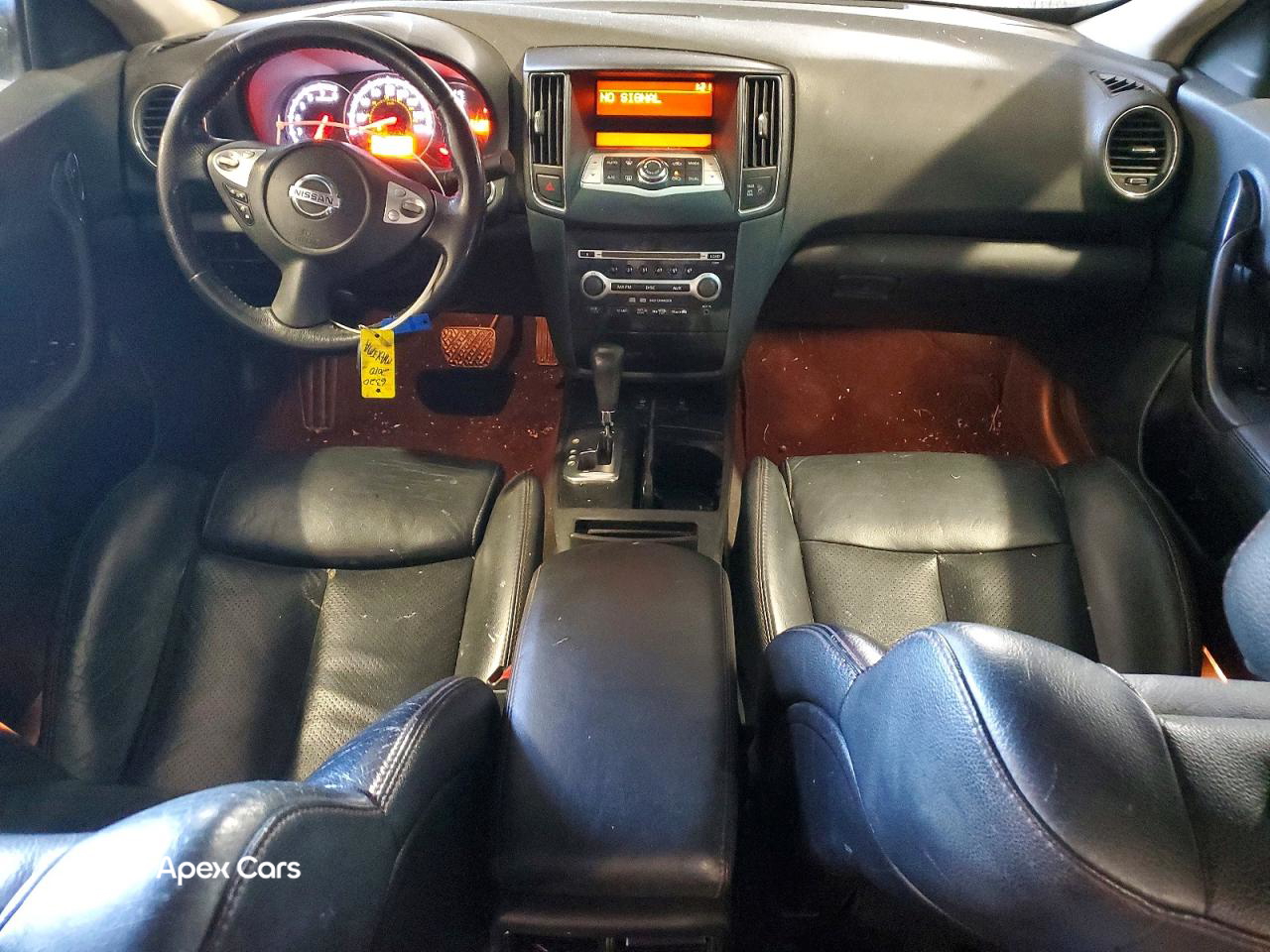 Nissan Maxima 2010