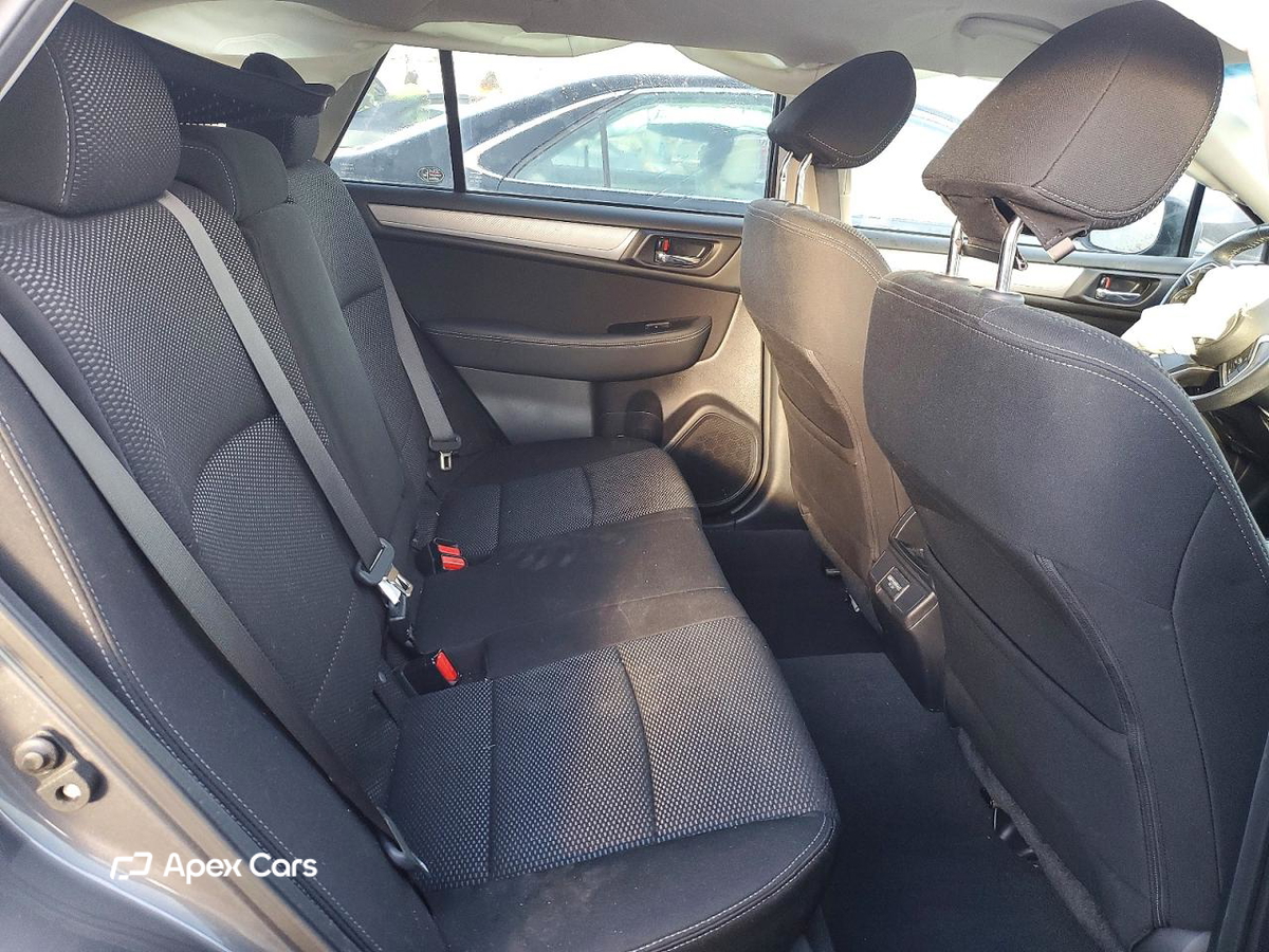 Subaru Outback 2018