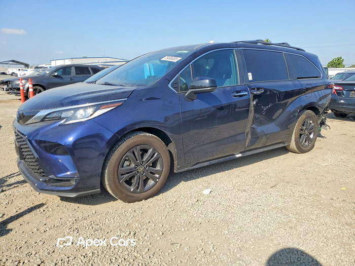 2024 Toyota Sienna - Image 1 of 5
