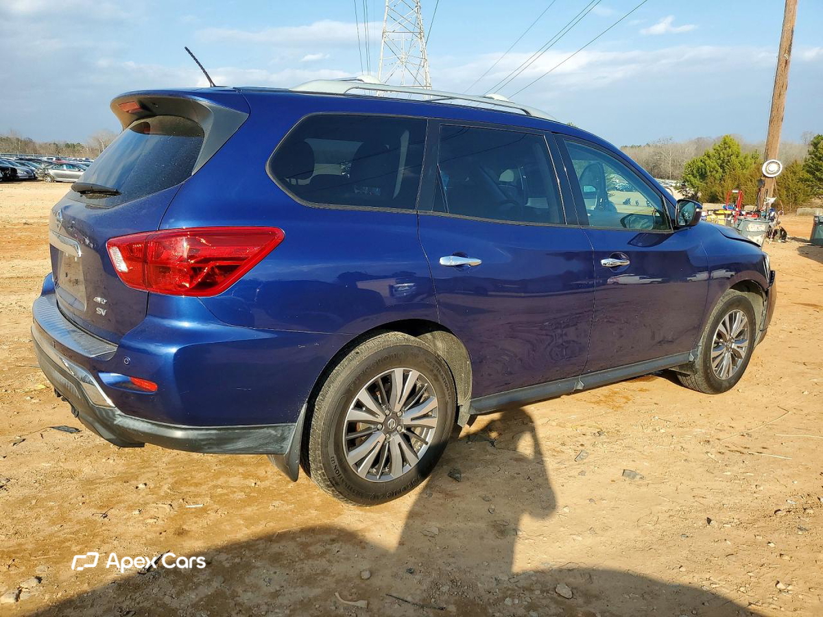 Nissan Pathfinder 2018