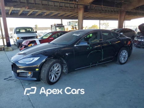 Tesla Model S 2018 - Image 1 of 12