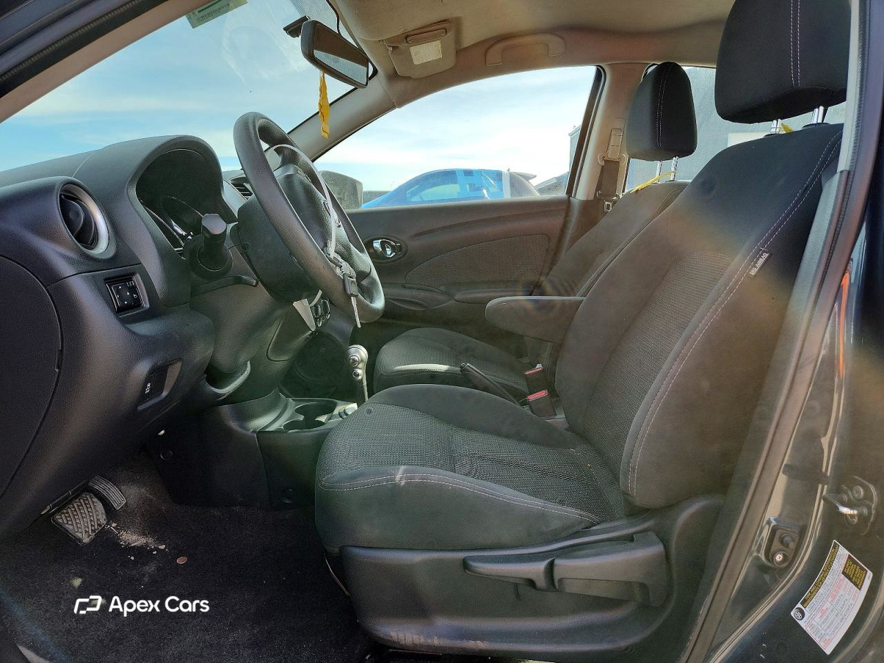 Nissan Versa 2016