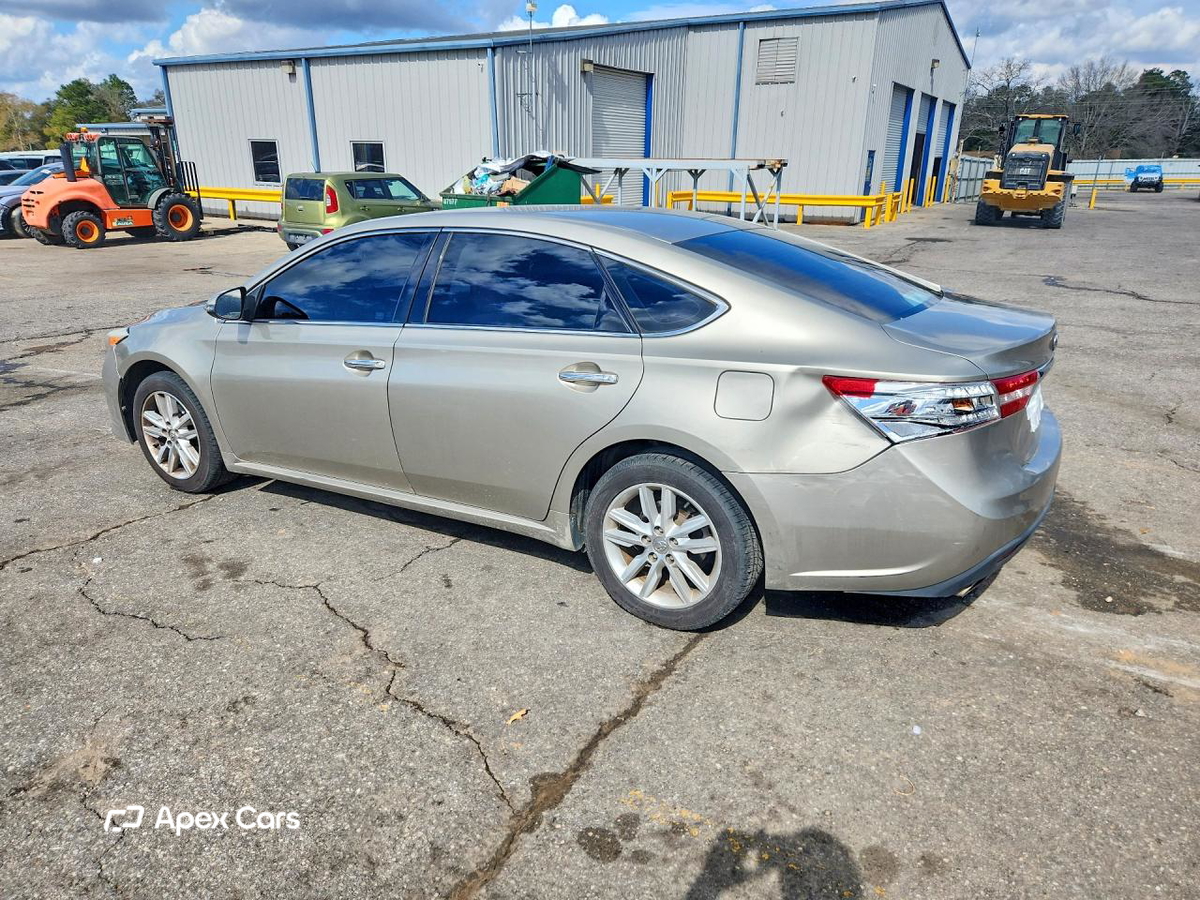 Toyota Avalon 2014